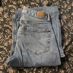 American Eagle Women’s Dreamy Drape Stretch Cargo Jeans